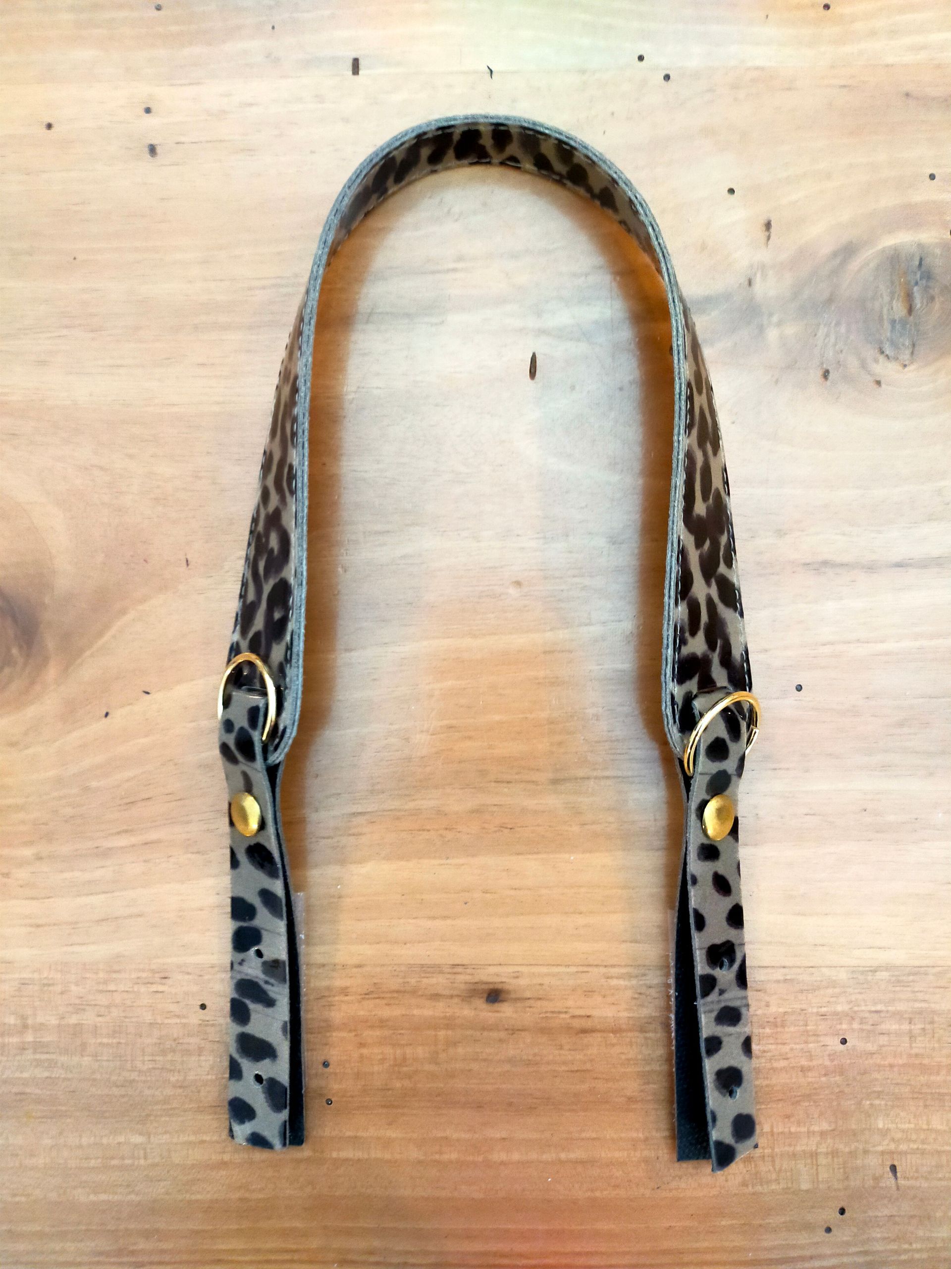 manico a ponte in ecopelle