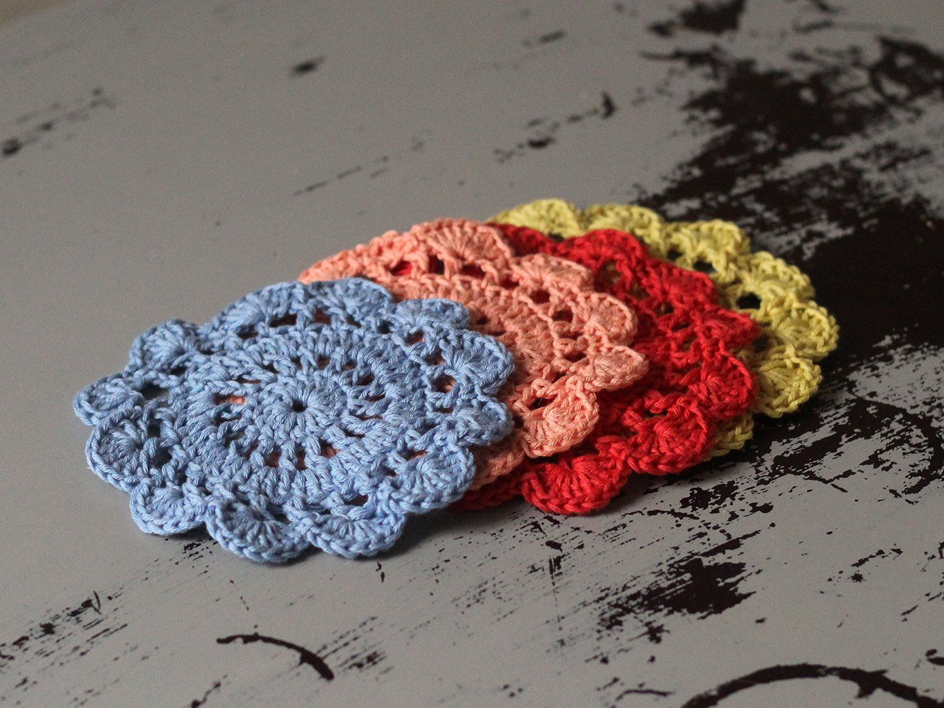 gomitoli in misto lana stampata