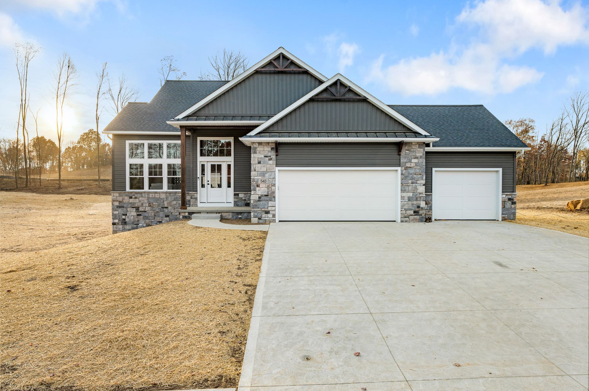 A room with a circular saw in the middle of it