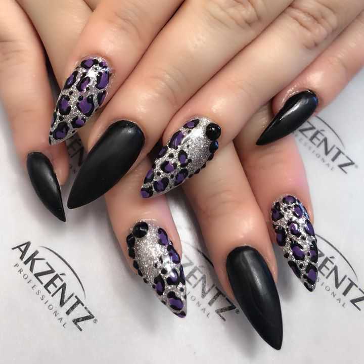 1,989 Likes, 15 Comments - 🔥FASHION NAIL BAR TOOWONG🔥 (@nailsbysueuna) on  Instagram: “💓💓HELEN HELEN HELEN?… | Pop art nails, Pointy nail designs,  Gorgeous nails