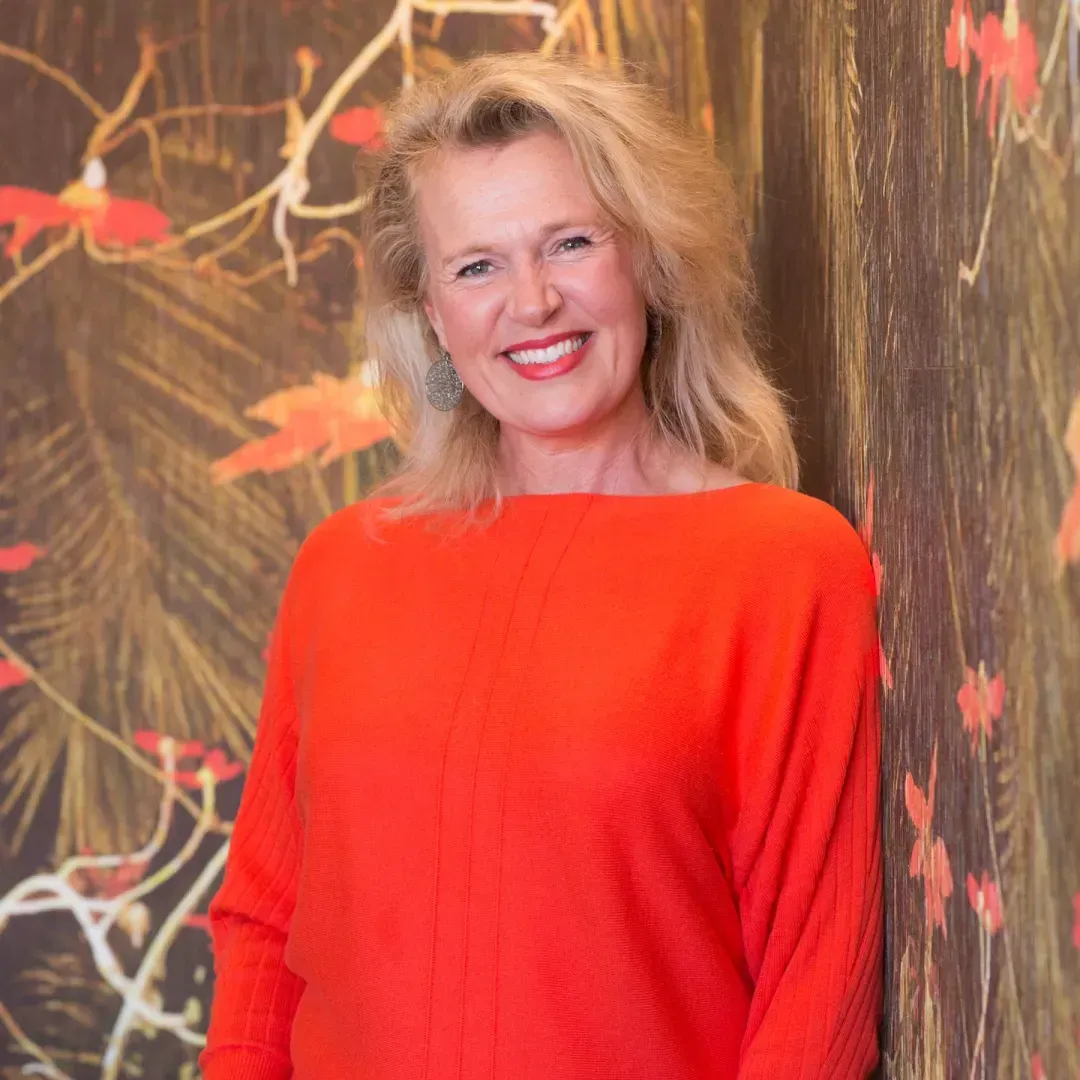 Ali Harper Flow Yoga & Wellbeing Teacher