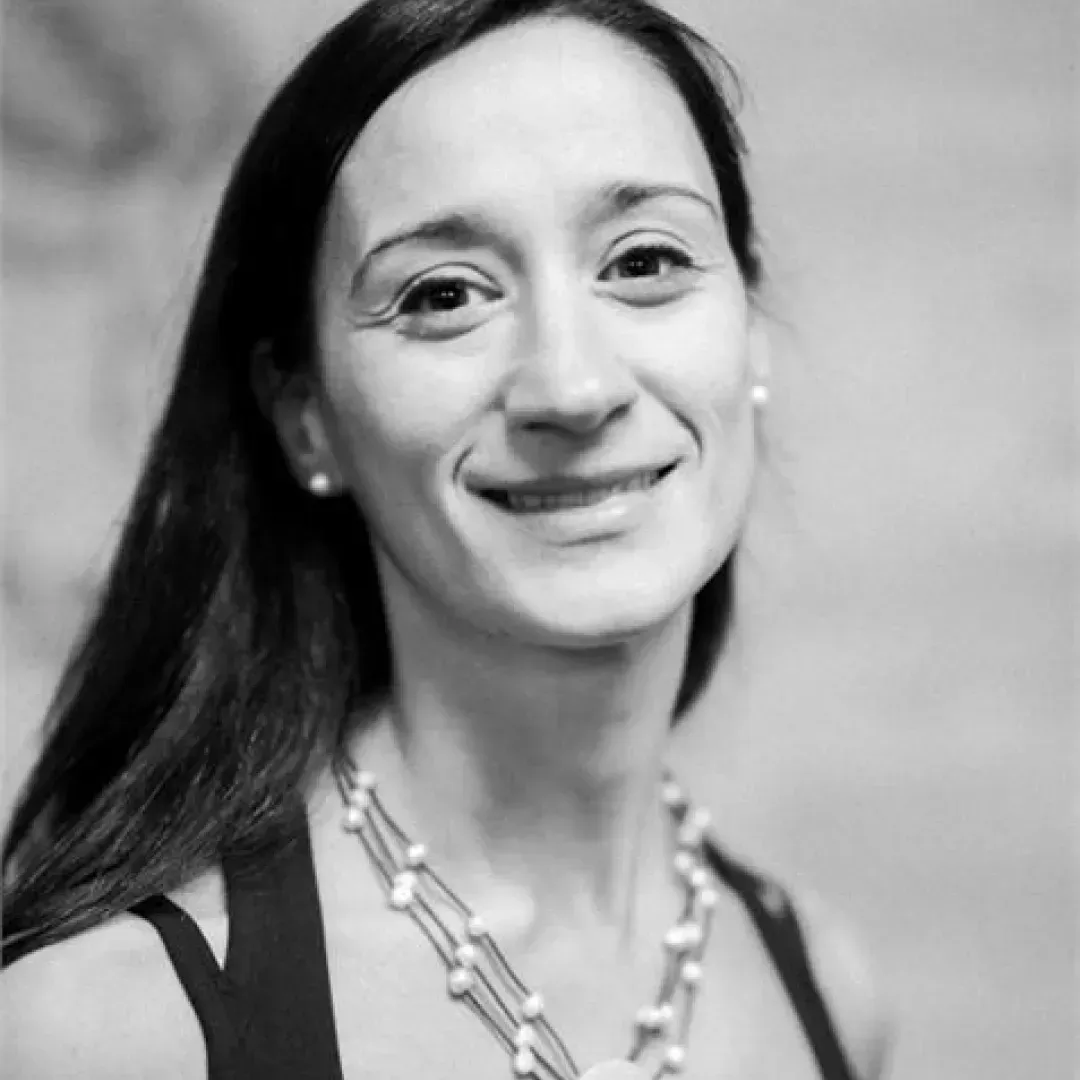 Clara Caponi Flow Yoga & Wellbeing Teacher