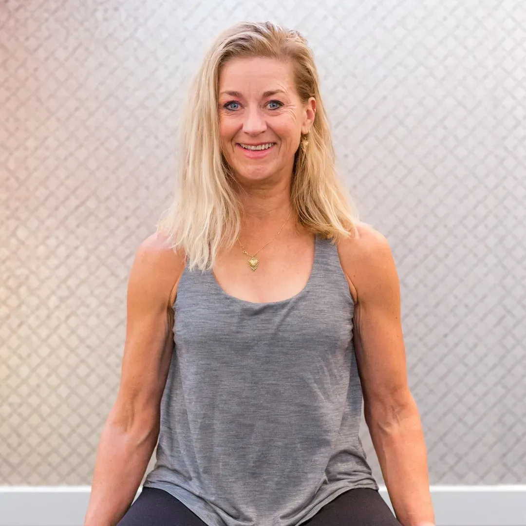 Jo Falloon Flow Yoga & Wellbeing teacher