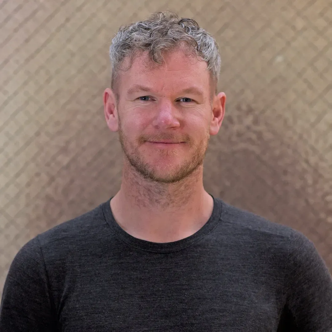 Nathan Arnott Flow Yoga & Wellbeing teacher