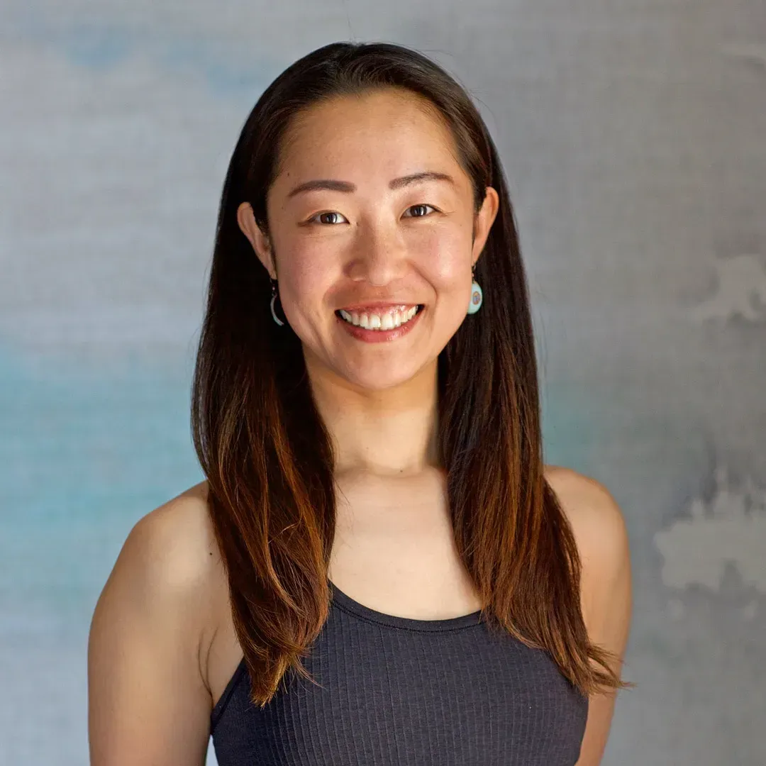 Sayaka Kanayama Flow Yoga & Wellbeing teacher