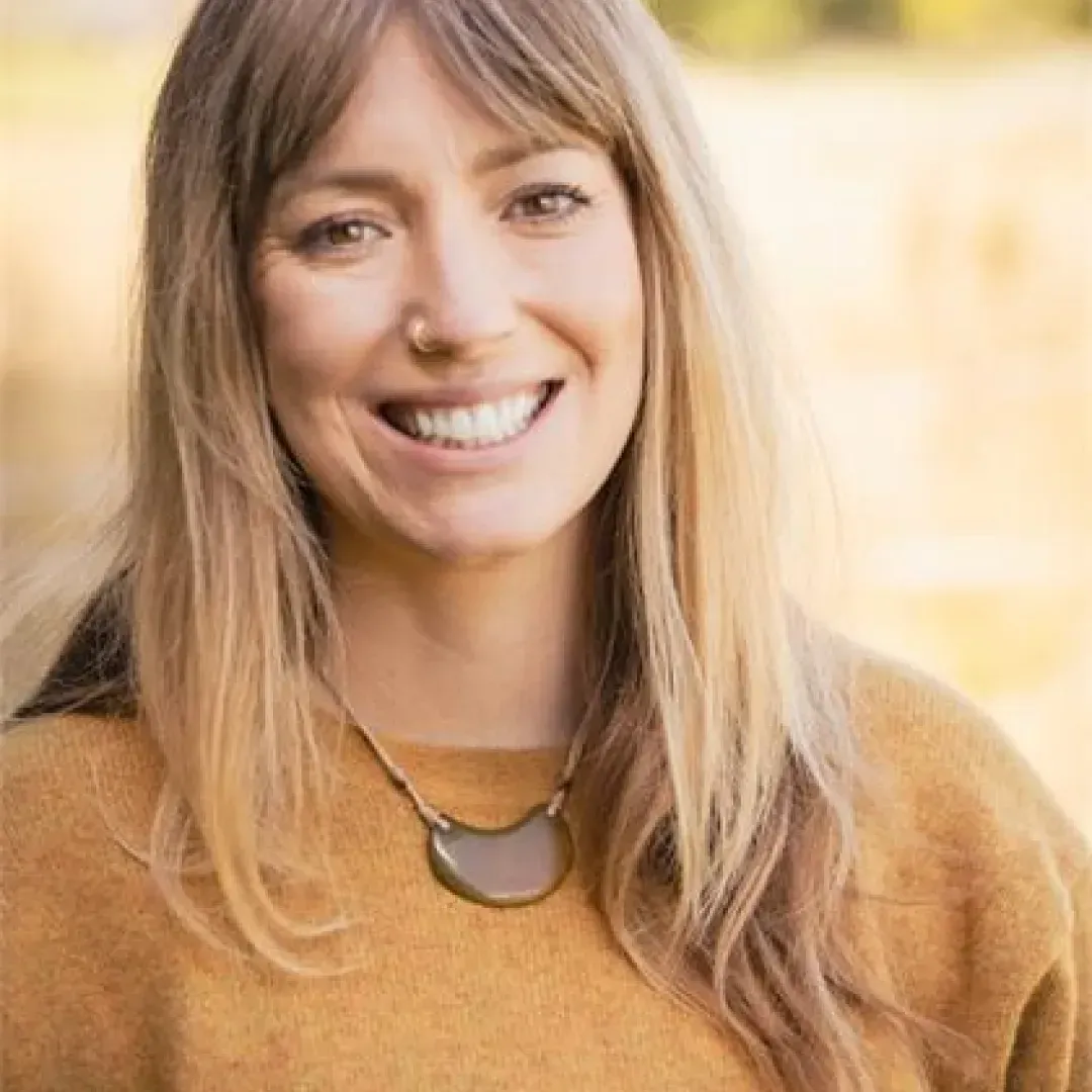 Stacey Mccormack Flow Yoga & Wellbeing teacher