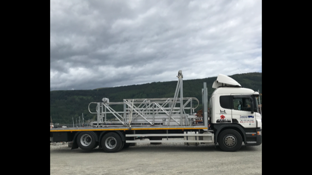 freight truck with scaffolding