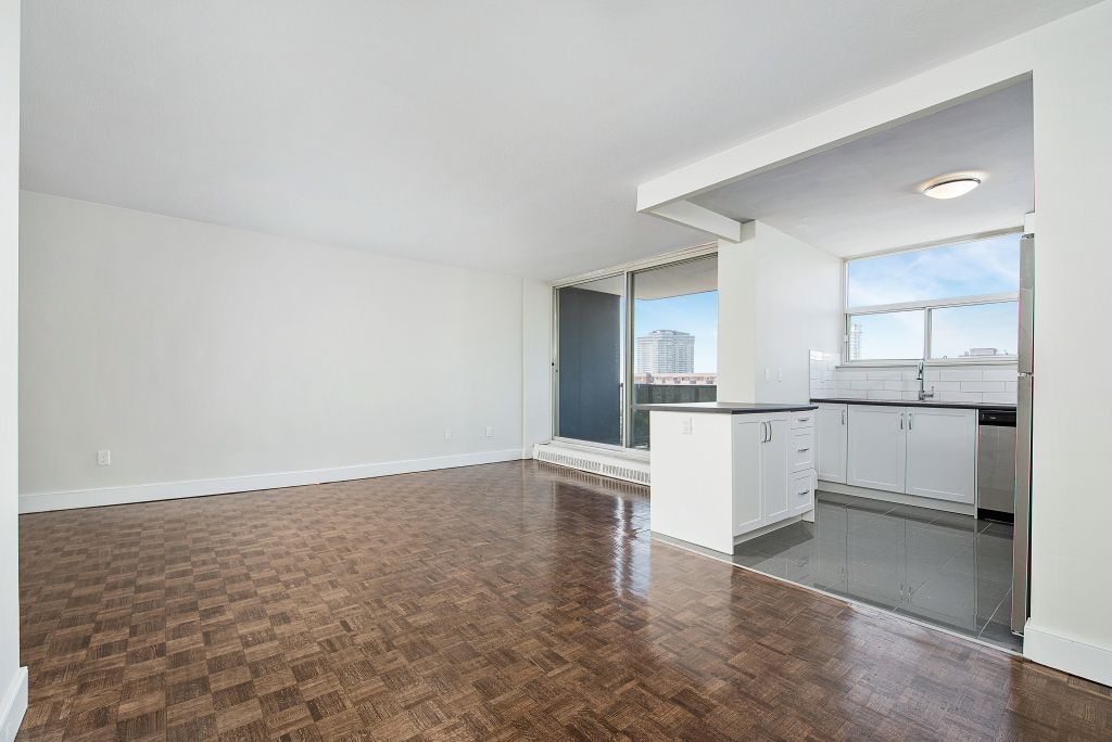 Suite and Building Pictures 3480 Havenwood Drive