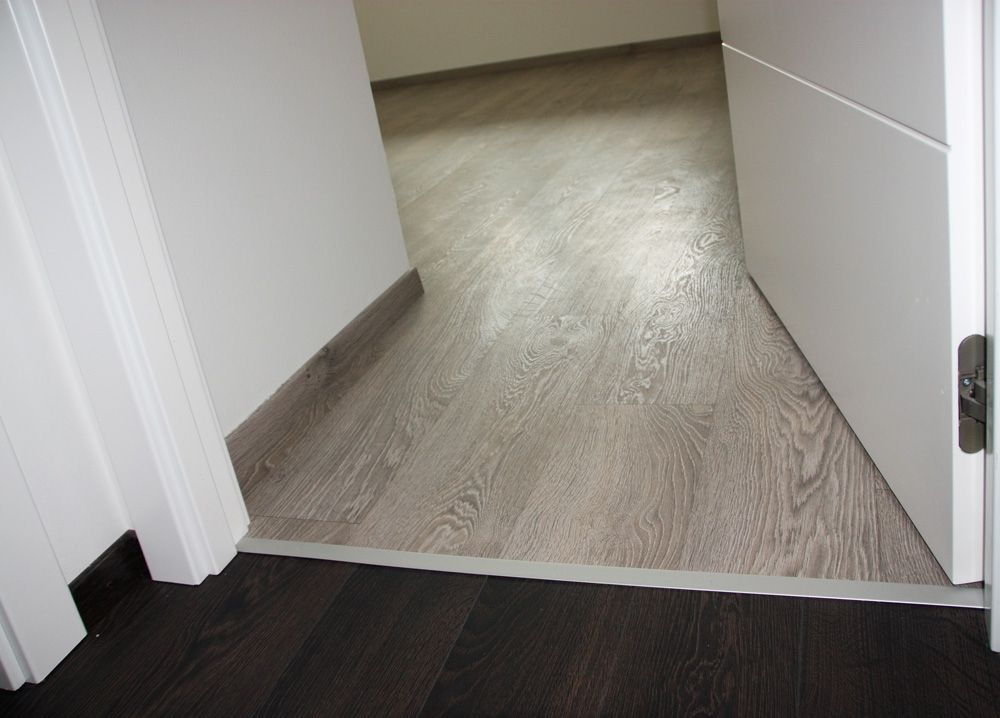 Parquet stratifié seuil de couloir