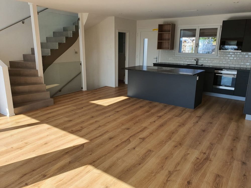 Parquet Stratifié salle à manger cuisine