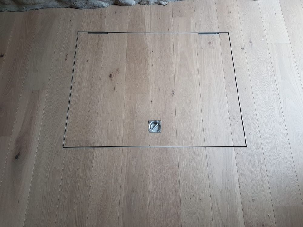 Trappe de grenier en bois