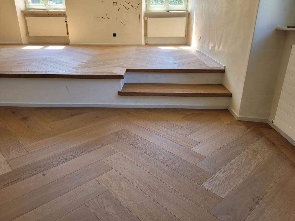 Parquet avec marche