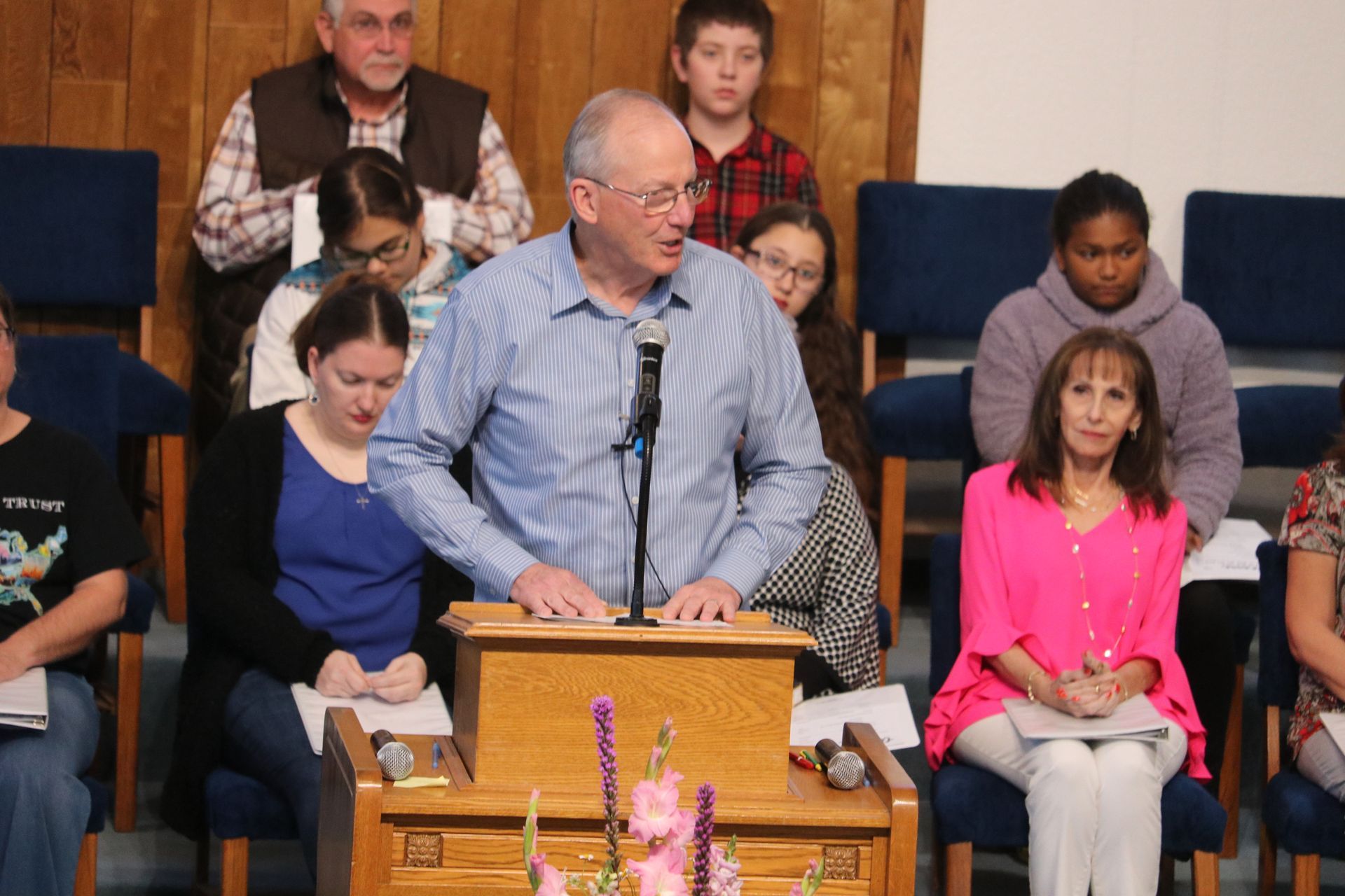 Photo of Kim Norwood preaching in Munday, Texas
