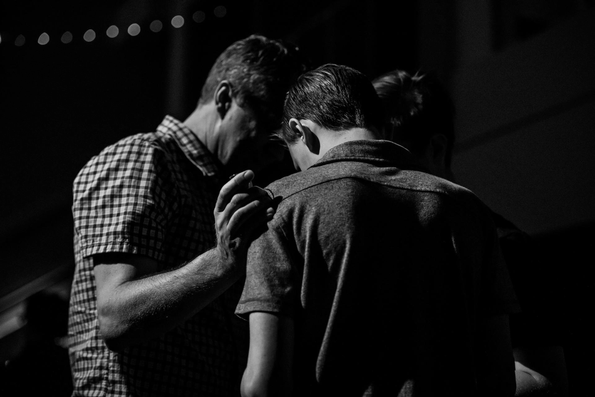 ORACIÓN Y TESTIMONIOS