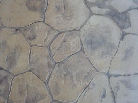 pavimento stampato effetto roccia