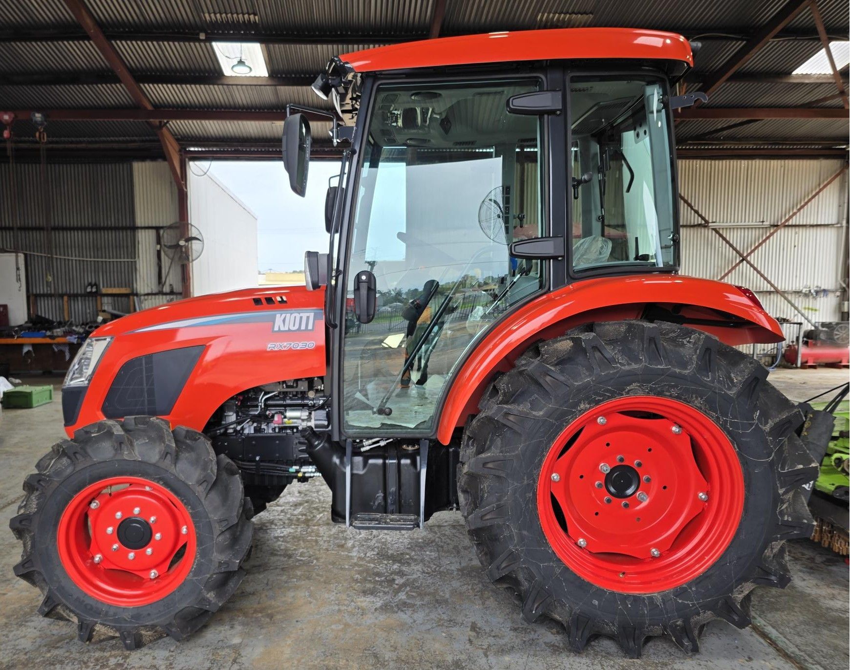NEW 2024 KIOTI RX7030 Tractor & KL601 Loader