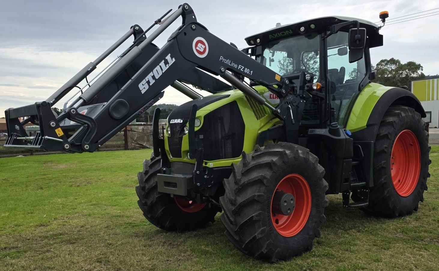 NEW 2023 CLAAS AXION 810.CIS+ Tractor & STOLL FZ80.1 Loader