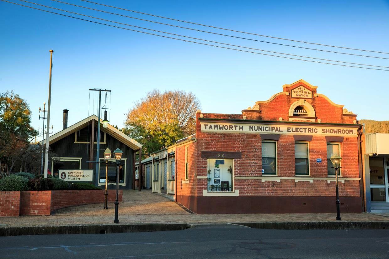 Tamworth — O'Brien's Machinery In Hunter Valley NSW