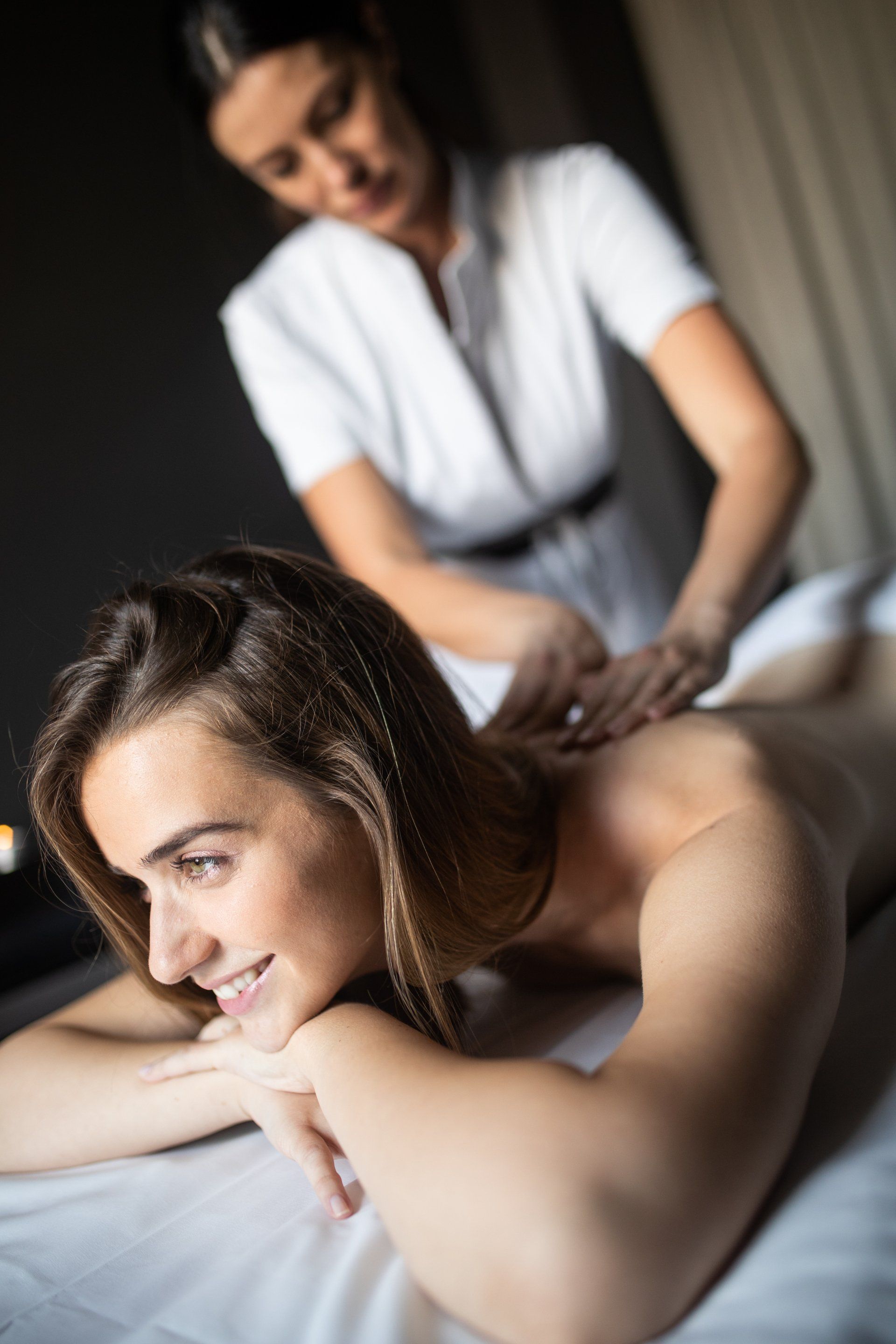 Woman getting a swedish massage