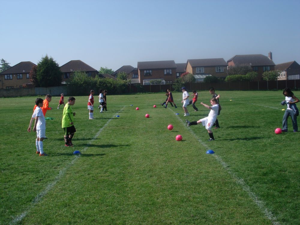 Breakfast & Afterschool Clubs - Football Passing