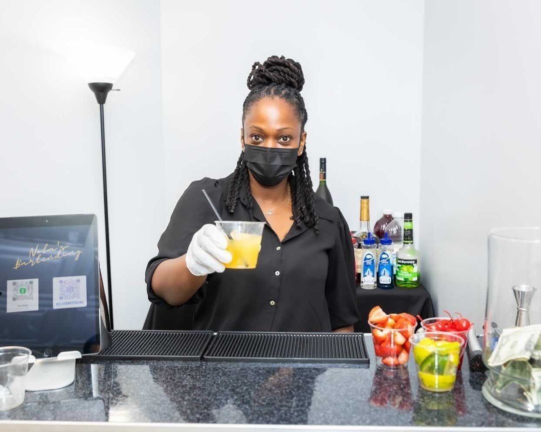 Alicia from Nola's Bartending Service