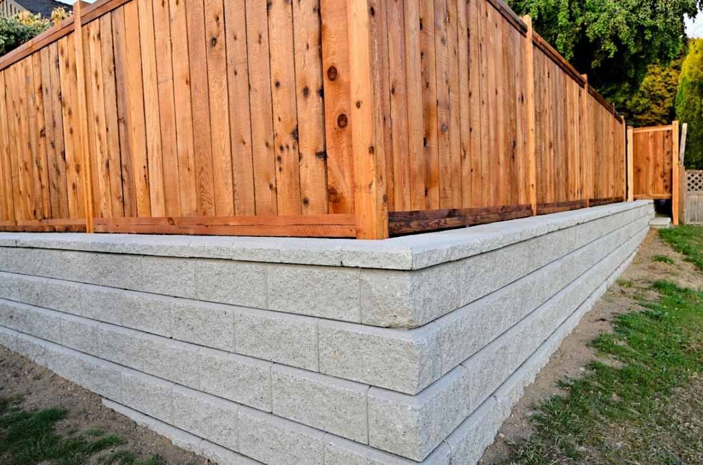 Formed retaining wall