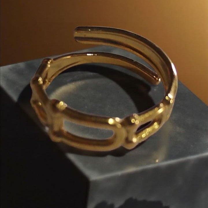 Anillo Acero Dorado OAN10