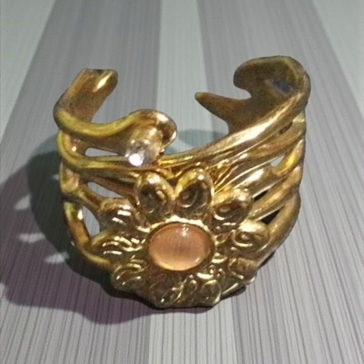 Anillo Acero Dorado OAN110