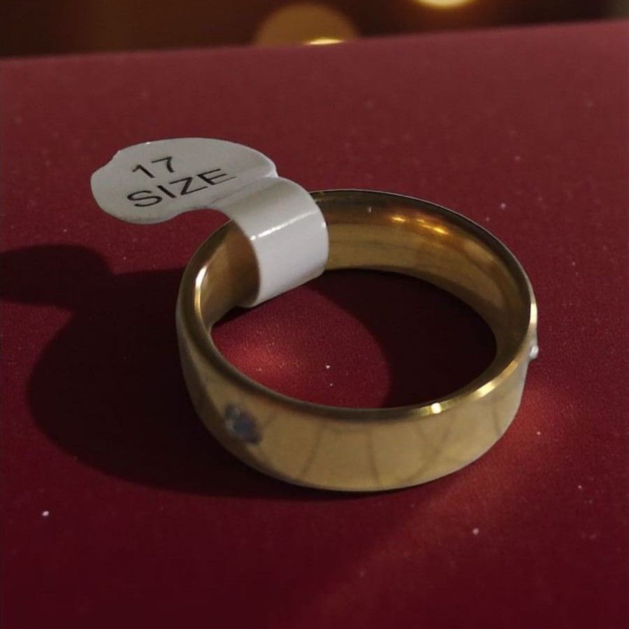 Anillo Acero Dorado RAM14