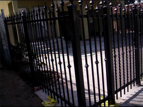 Thick Fences — Mellman & Perdue CPAs — Oakland, CA