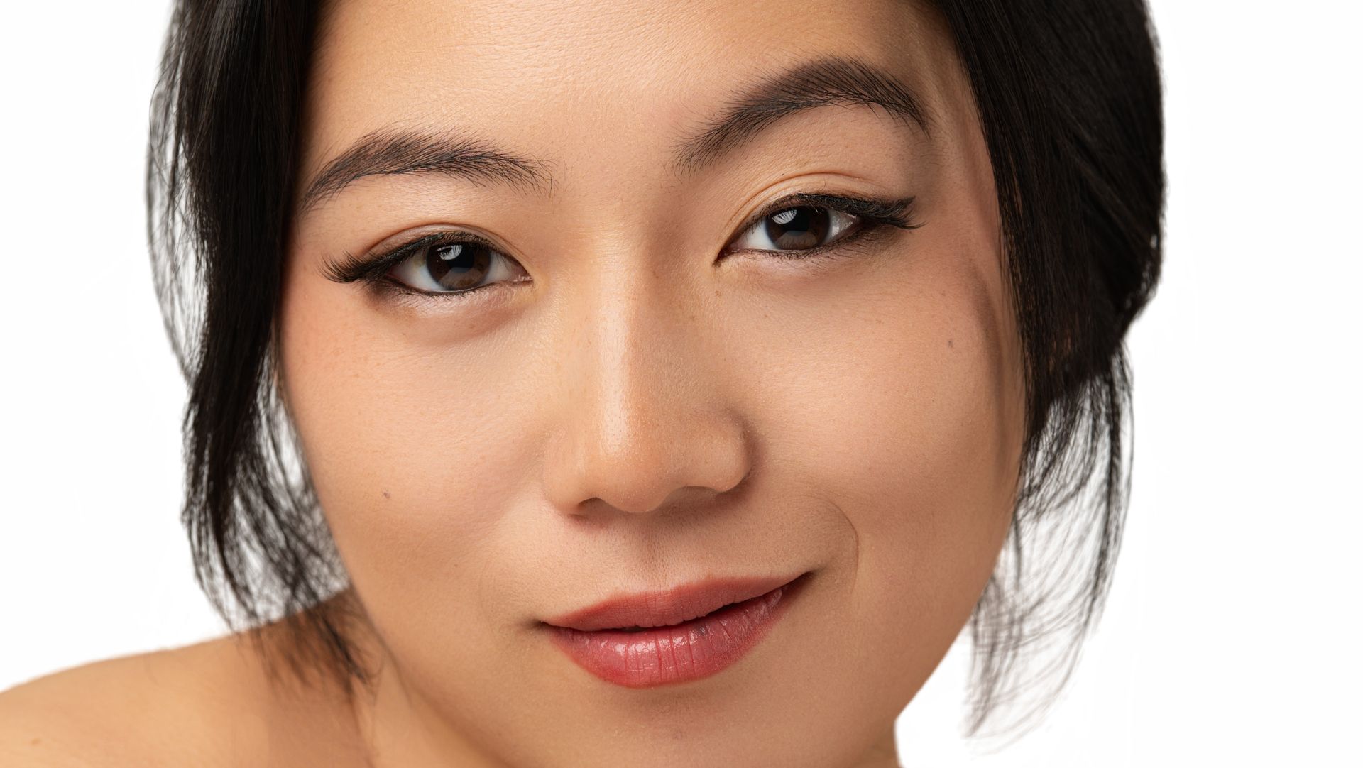 Beauty portrait of Minnie Lee  — NYC-based model for skincare, makeup, and luxury beauty campaigns.