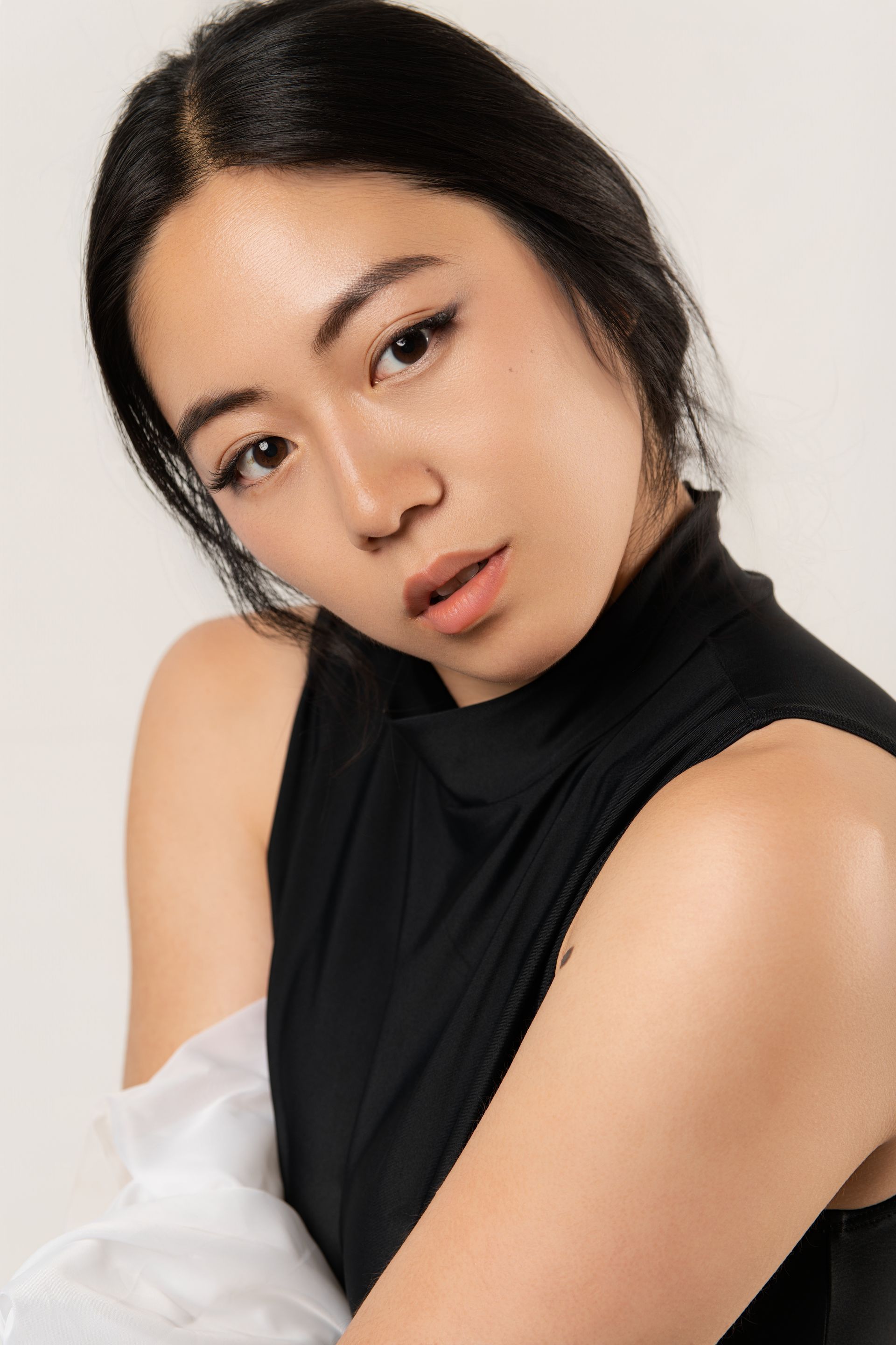 Minnie Lee beauty model headshot photographed by Photos by Orion Mckinley Phillips II— NYC model for beauty, skincare, and lifestyle campaigns.