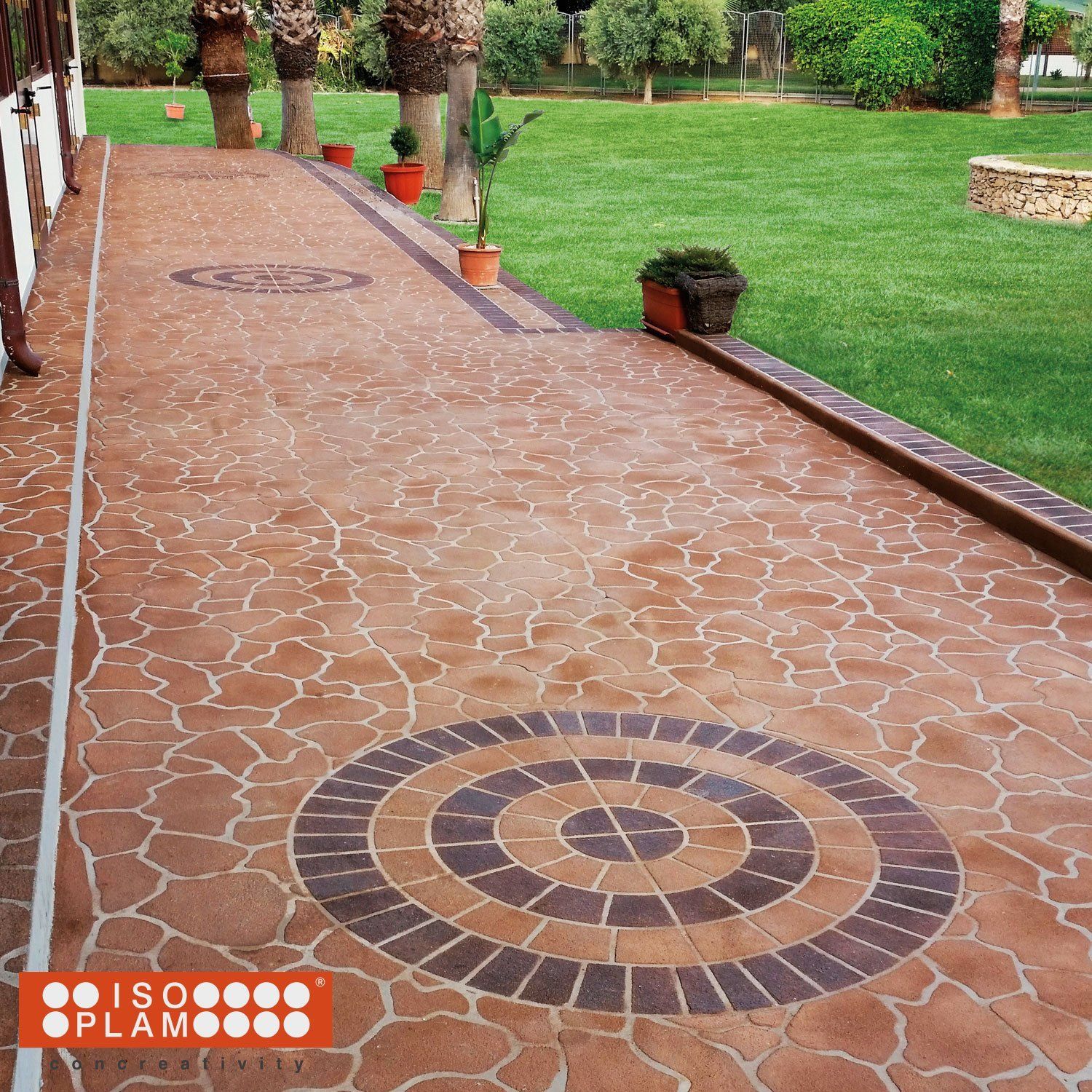 vialetto in stecil 3 microcemento