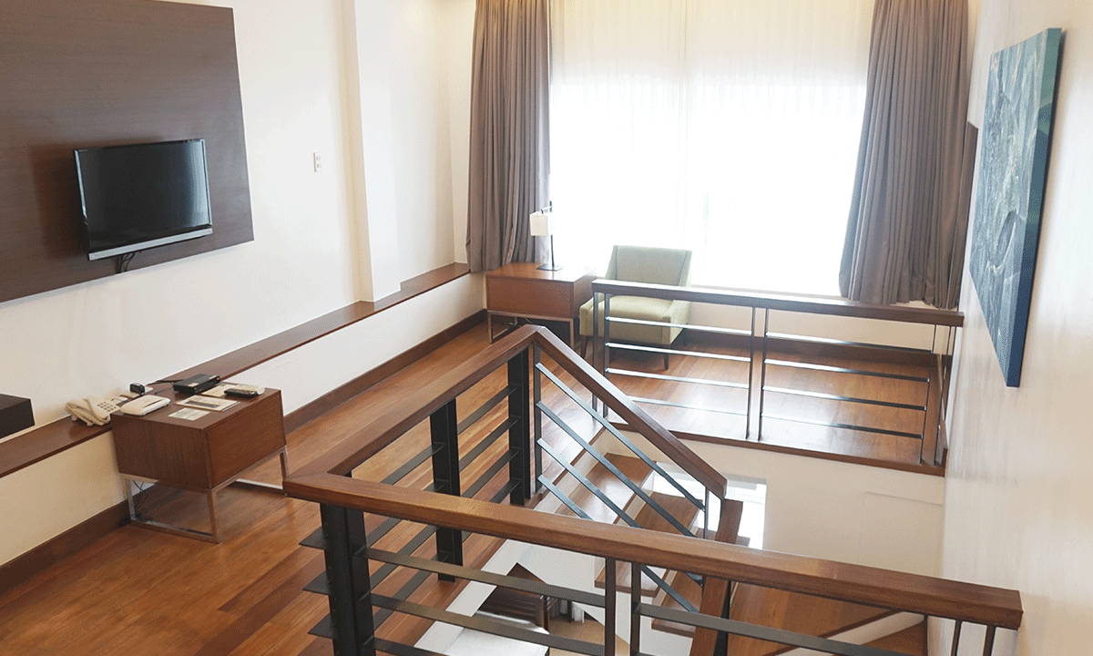 Upper floor of Loft Suite in Harvest