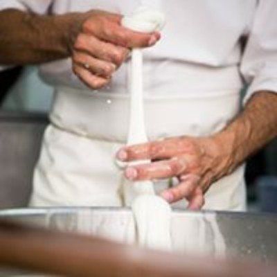 Produzione della mozzarella