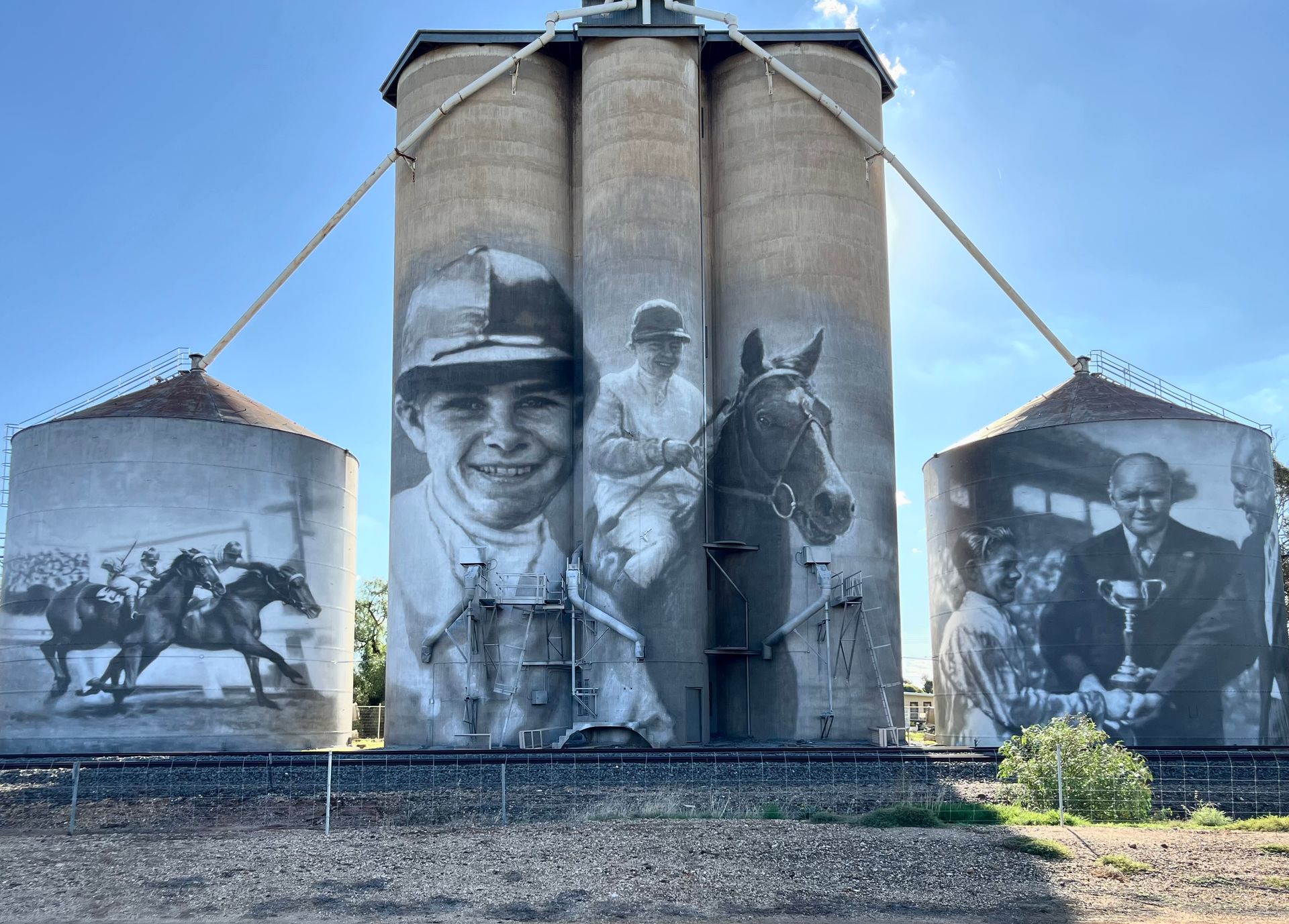 St Arnaud Silo Art, Australian Silo Art trail