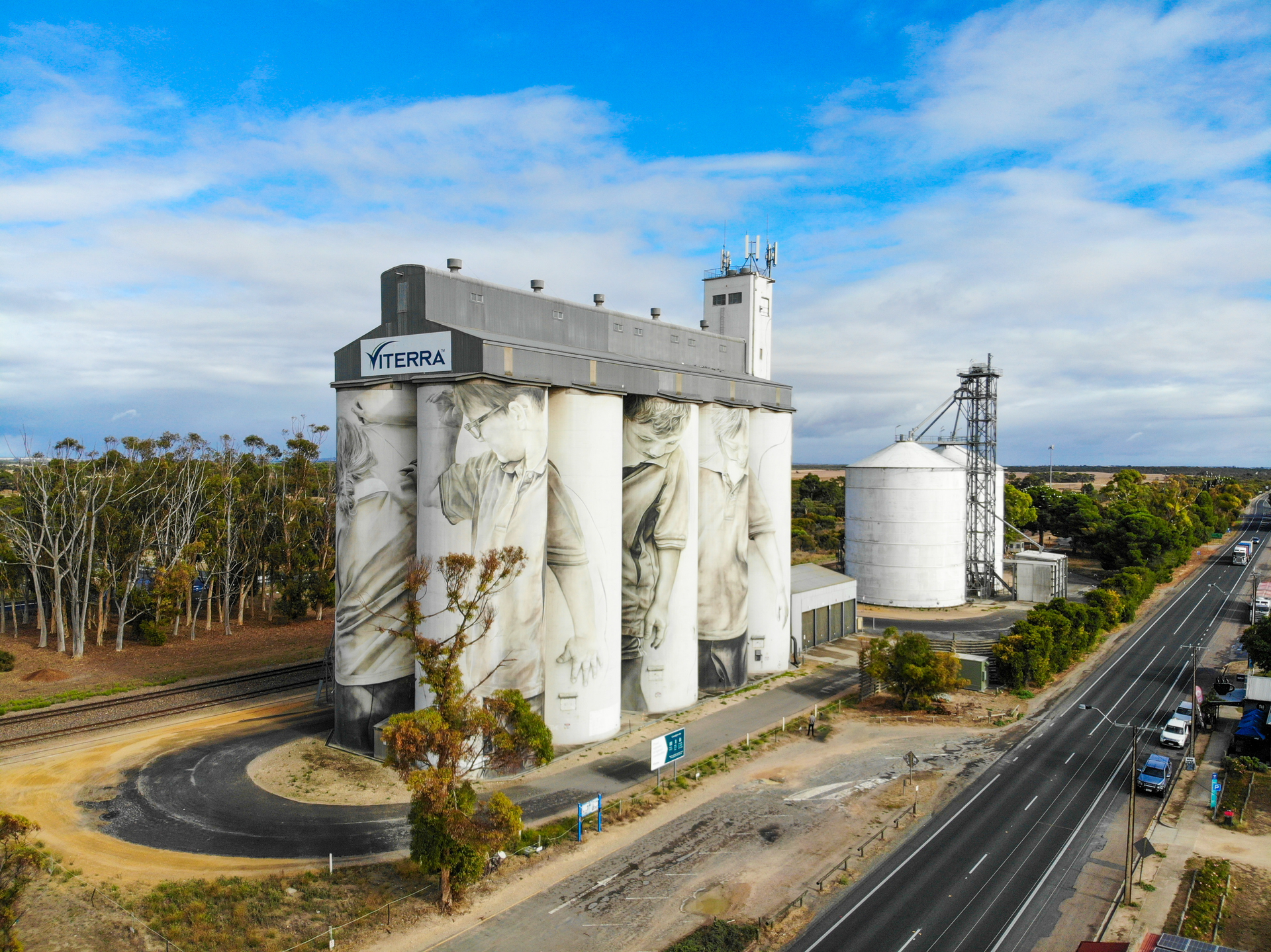 Australian Silo Art Trail, South Australian Silo Art Trail, Coonalpyn Silo Art, Guido van Helten