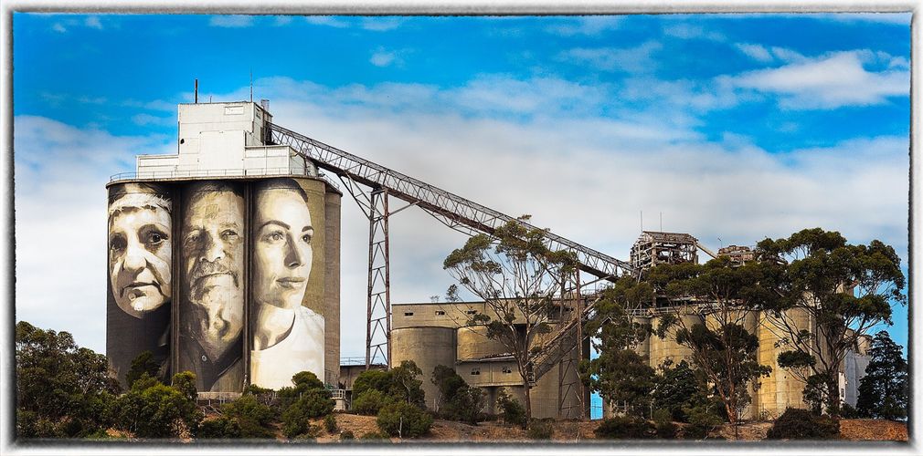 Fyansford silo art