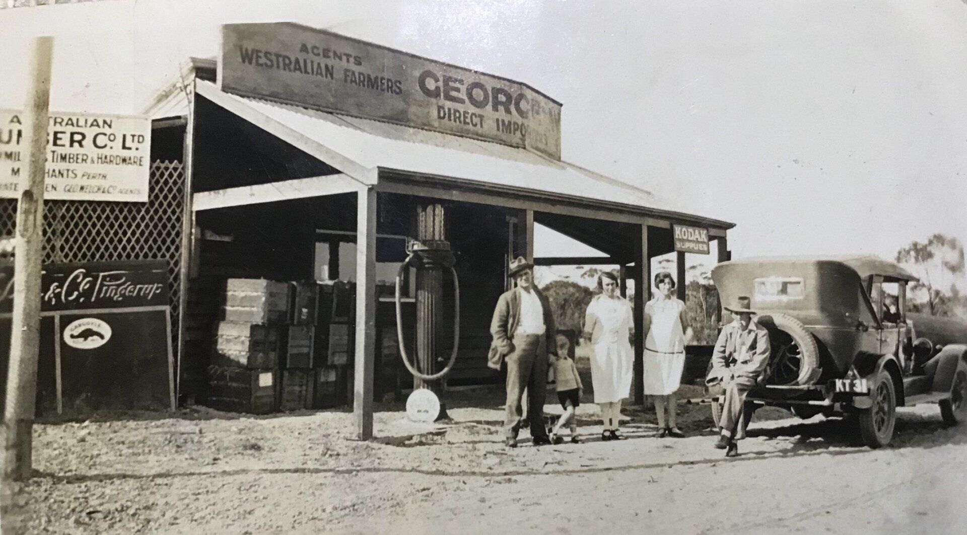 Pingrup's First Mail Man, Keith Devenish, Australian Silo Art Trail
