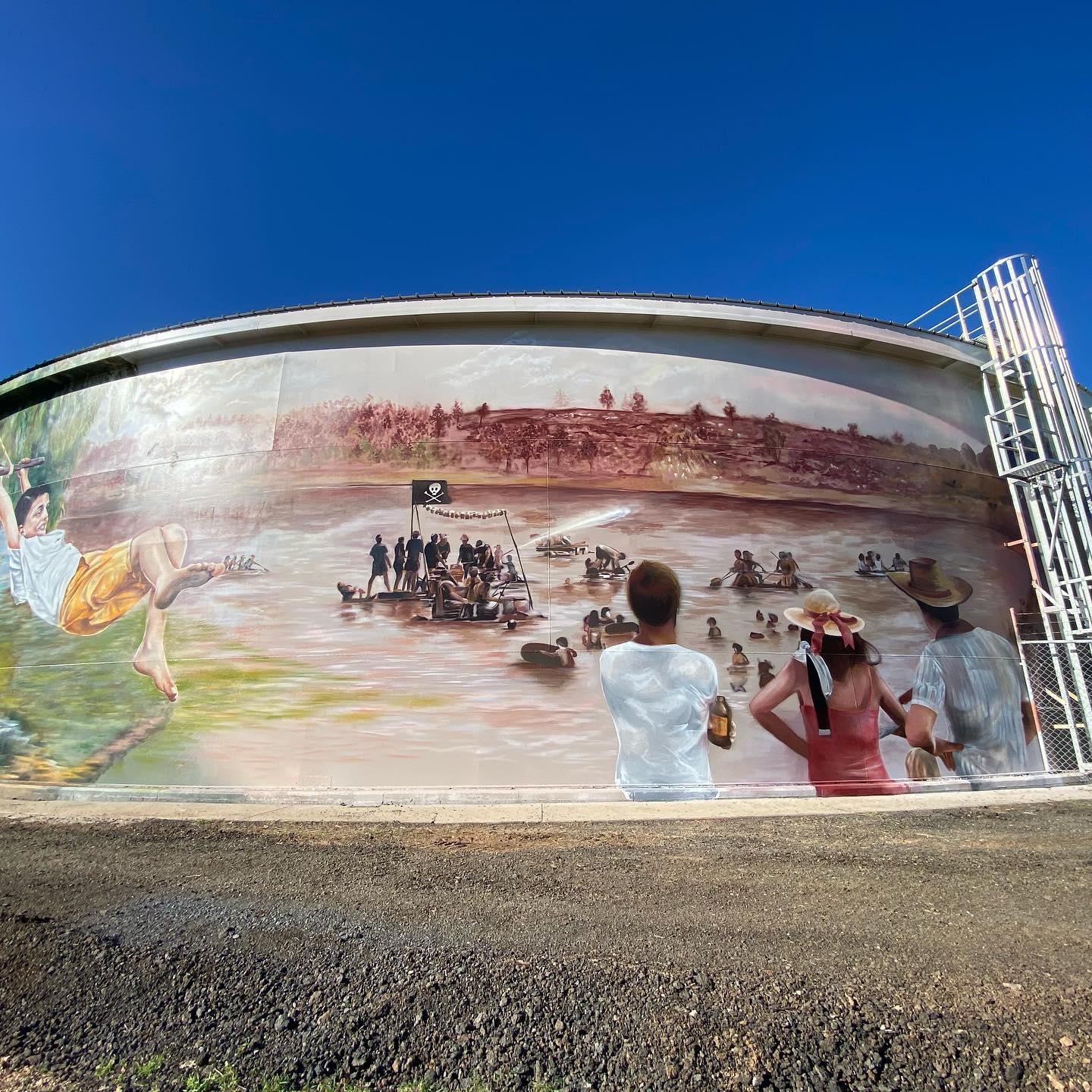 Middlemount water tank