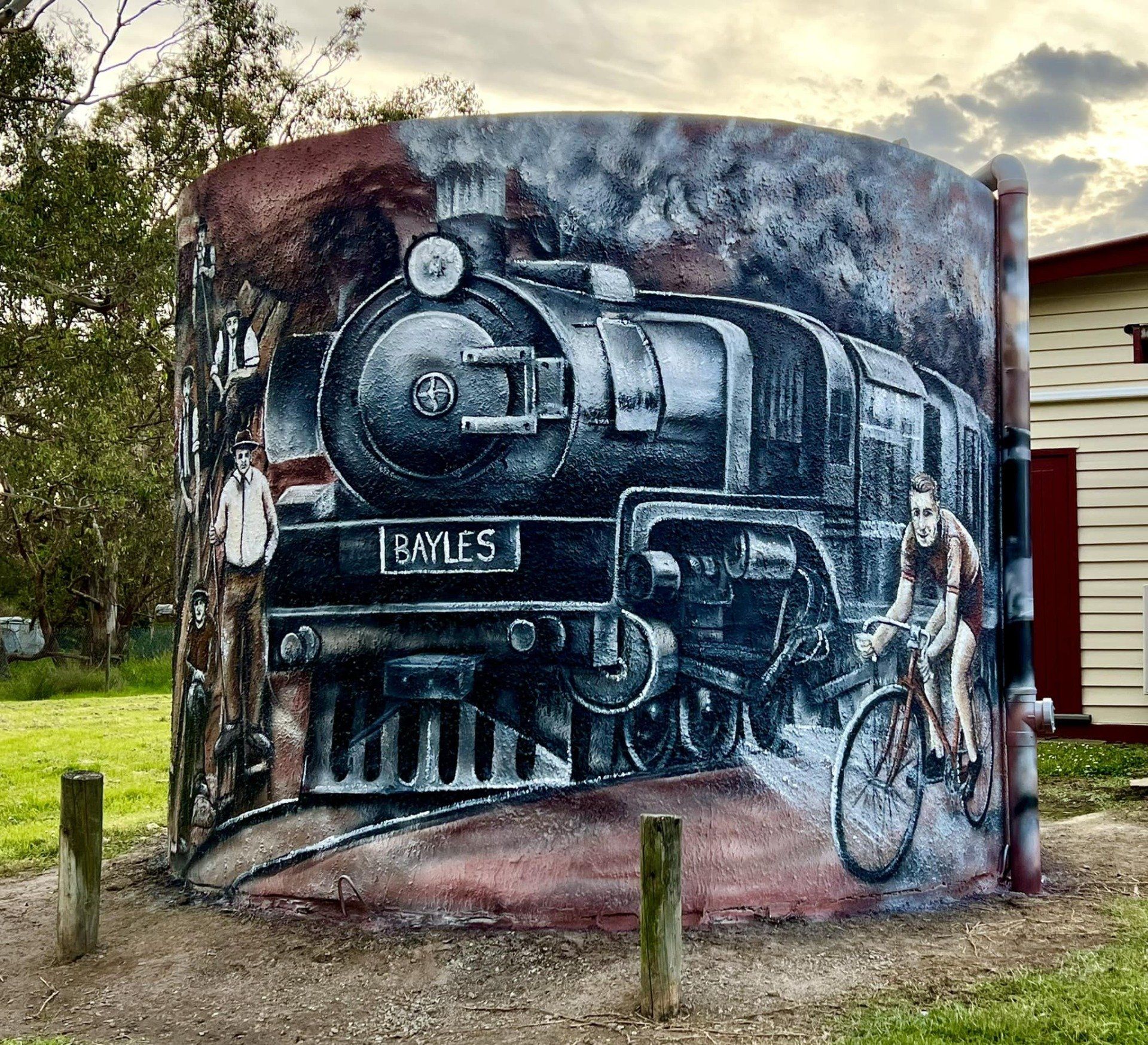 Australian Silo Water Tower Art, Australian Silo Art Trail, Bayles Water Tower Art