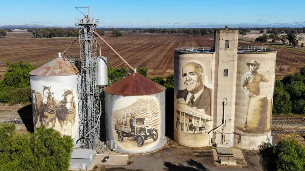 St James silo art Victoria