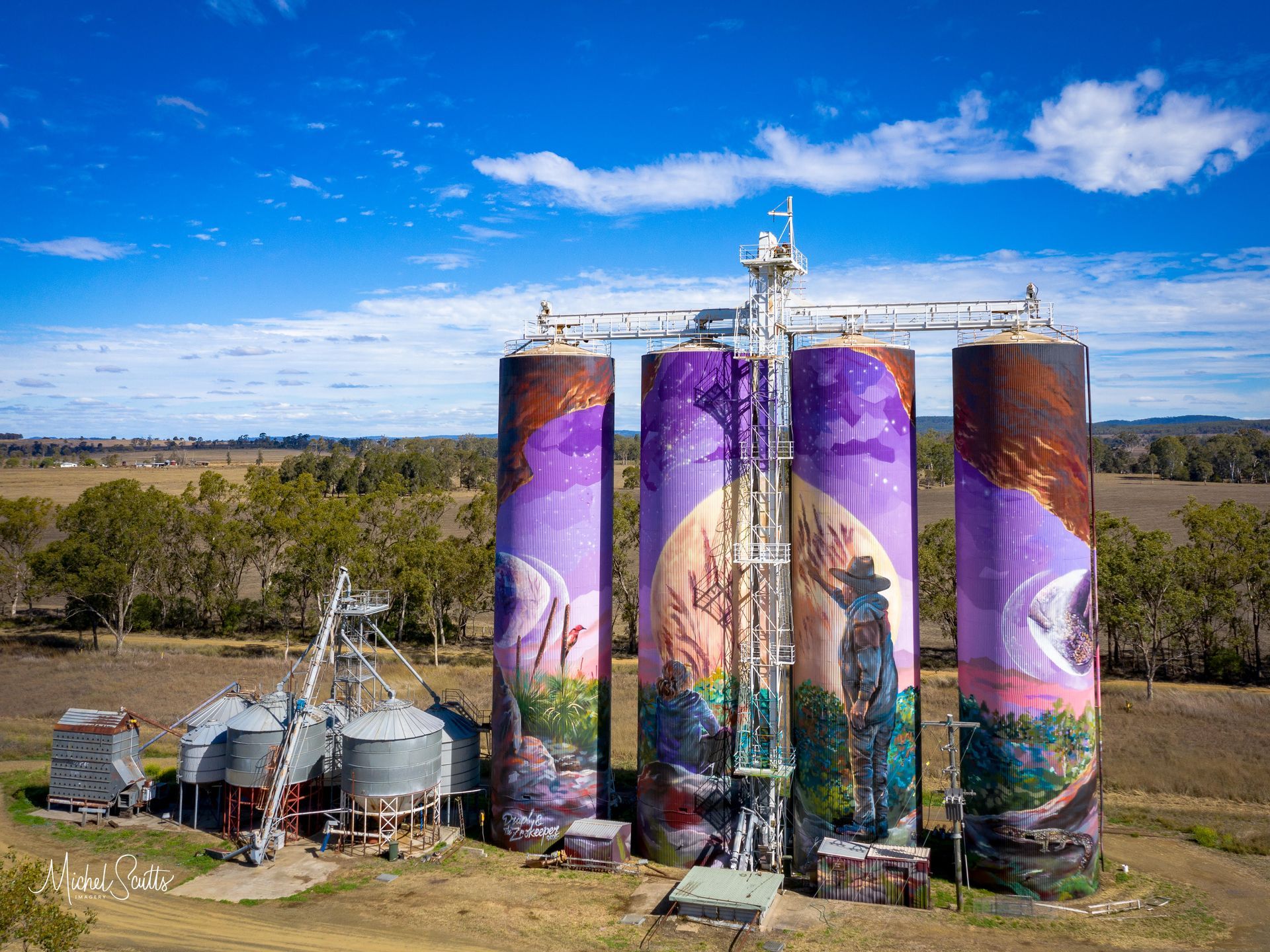 Three Moon Silo Art, Australian Silo Art Trail, The Zookeeper & Drapl