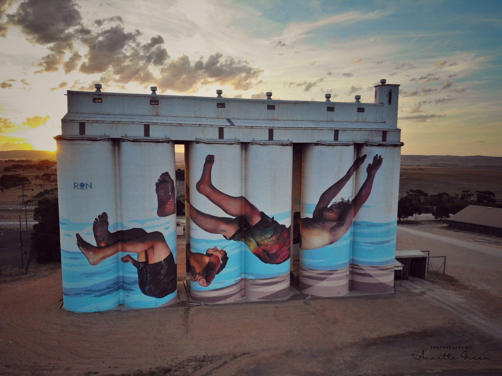 Tumby Bay Silo Art, Australian Silo Art Trail, Martin Ron, Colour Tumby