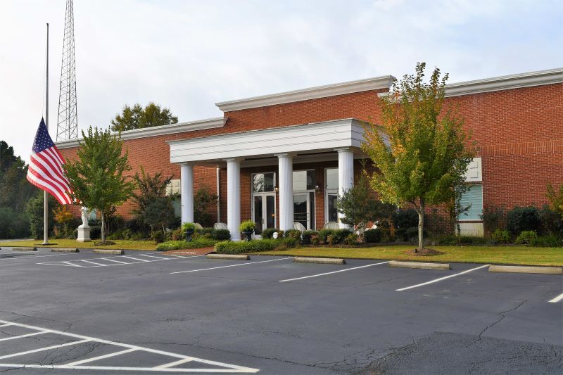 Seven Oaks Funeral Home and Cremation Services Building