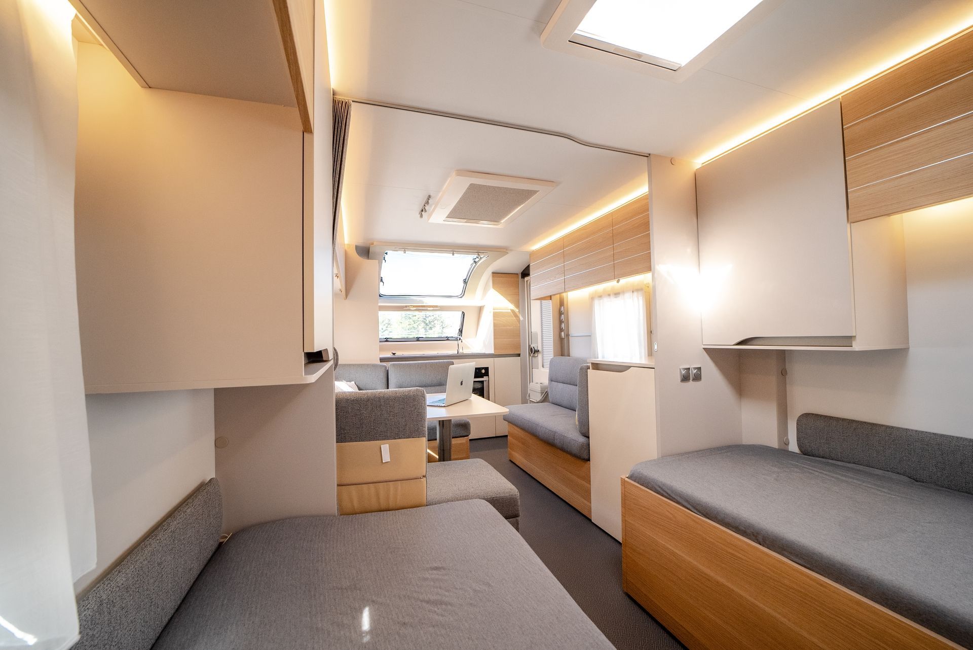 RV Detailing Service