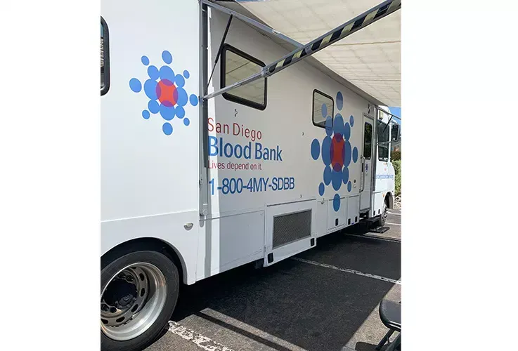 A San Diego Blood Bank van