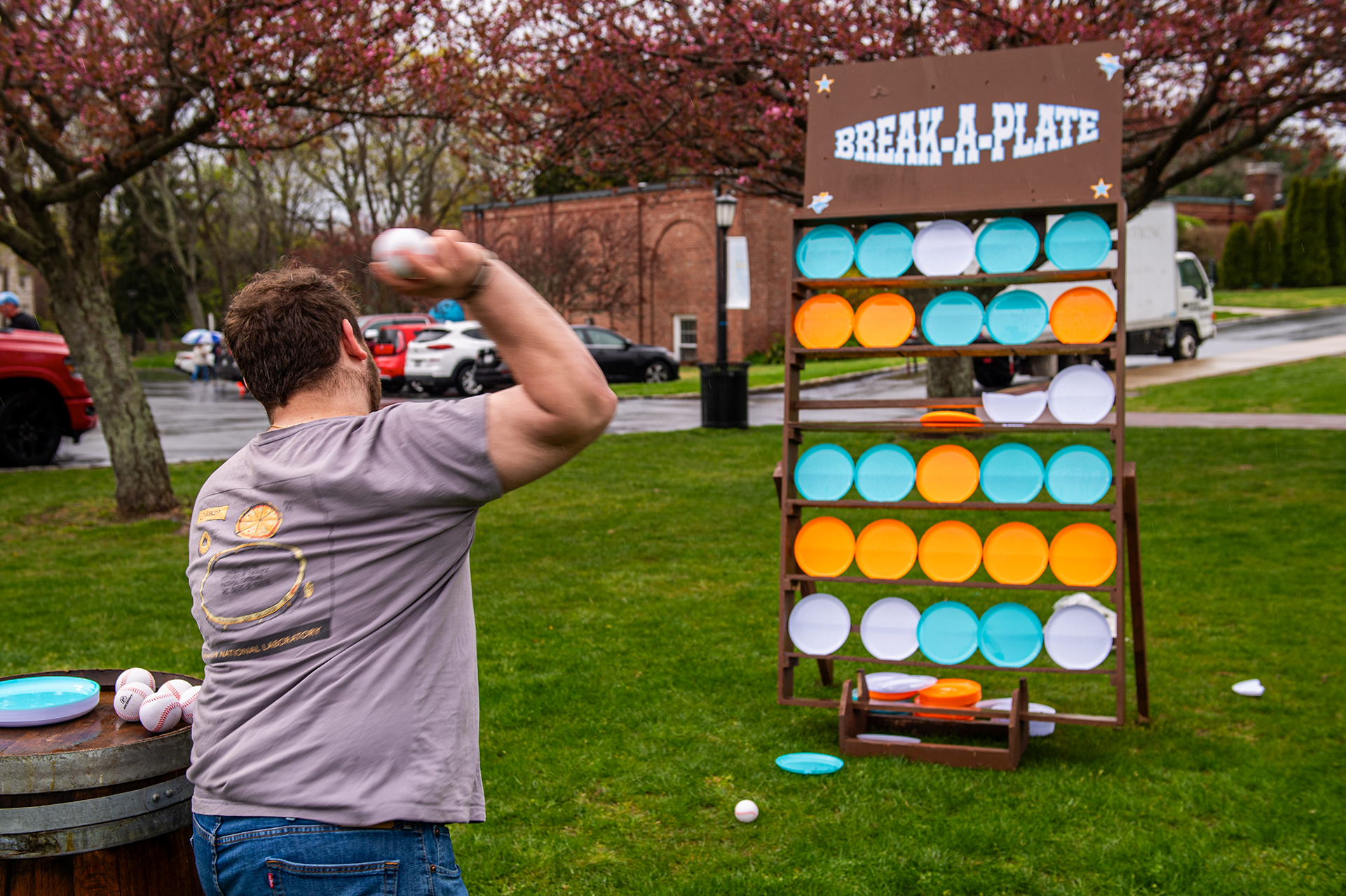 Break A Plate Carnival Game