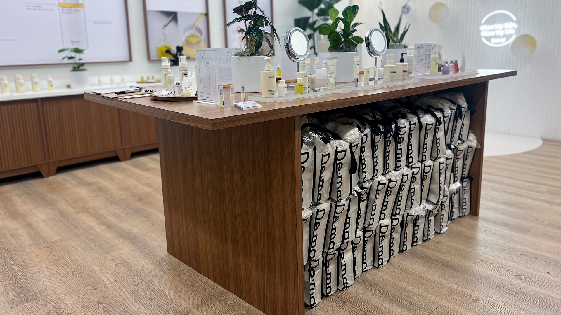 Pop up brand activation