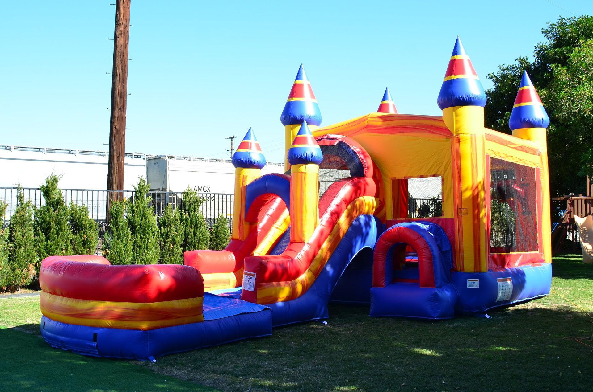 Inflatable Combo Bounce House
